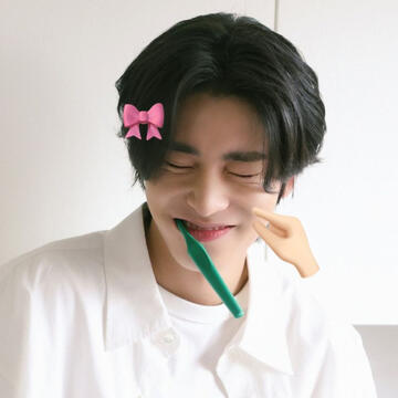 ˚˖𓍢ִ໋🦢˚ 𝒶𝒷ℴ𝓊𝓉 𝓂ℯ ㅤ ㅤㅤ ㅤ#𝗹𝗶𝗸𝗲𝘀 - jungwon, enhypen, letters, music, inside joke, kpop, hairclips, highlighters, and flowers, lollies. ㅤ ㅤㅤ ㅤㅤ ㅤㅤ ㅤ ㅤㅤ ㅤㅤㅤ ㅤ ㅤ ㅤㅤ ㅤ#𝗱𝗶𝘀𝗹𝗶𝗸𝗲𝘀 - people who dislikes kpop, coffee, and my own existence.